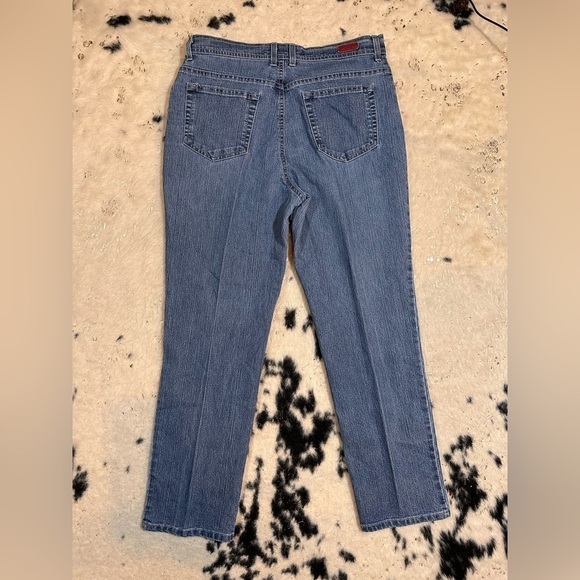 Gloria Vanderbilt Women’s Medium Wash Amanda Stretch Denim Jeans Size - Picture 2 of 7